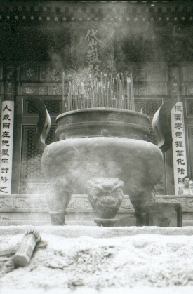 pekin-100-temple-dongyue-si-encens